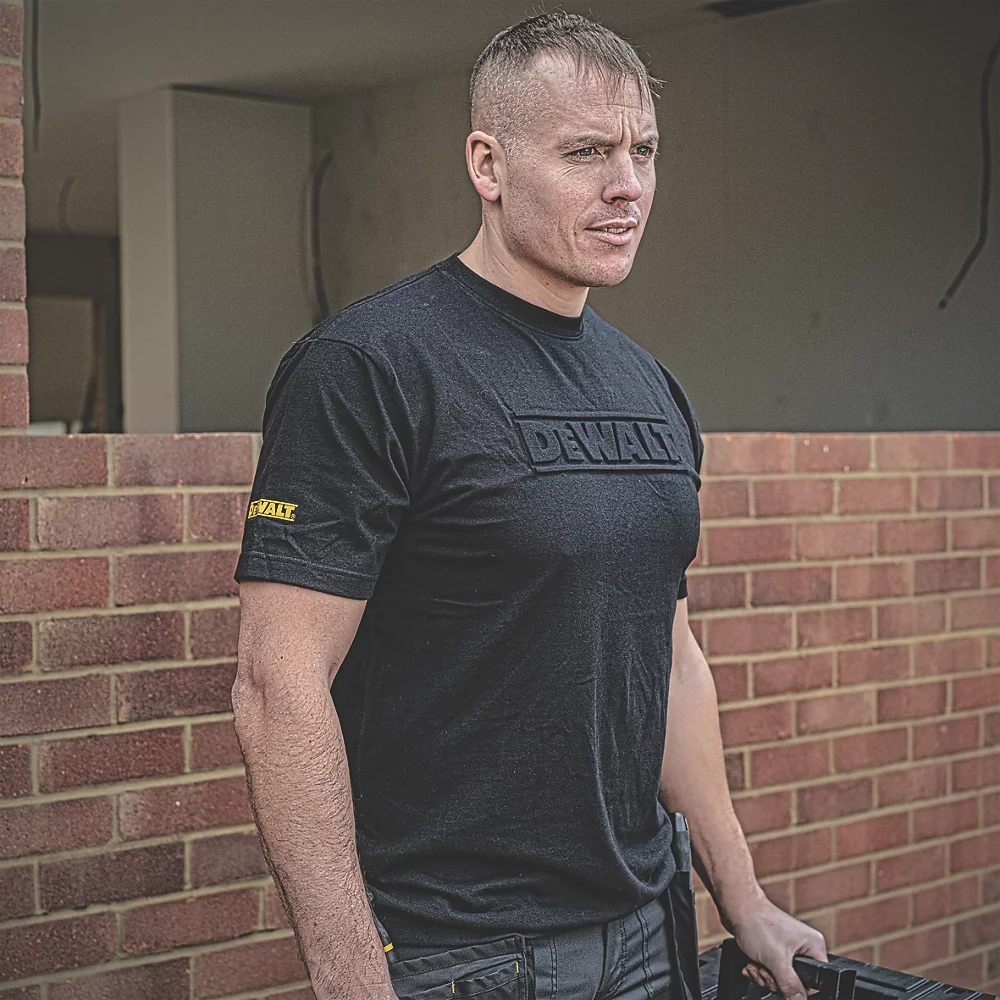 Tee-shirt 3D à Manches Courtes DeWalt Noir Taille XL Tour De Poitrine 45-47" 8 Tee-shirt 3D à Manches Courtes DeWalt Noir Taille XL Tour De Poitrine 45-47" – Image 6