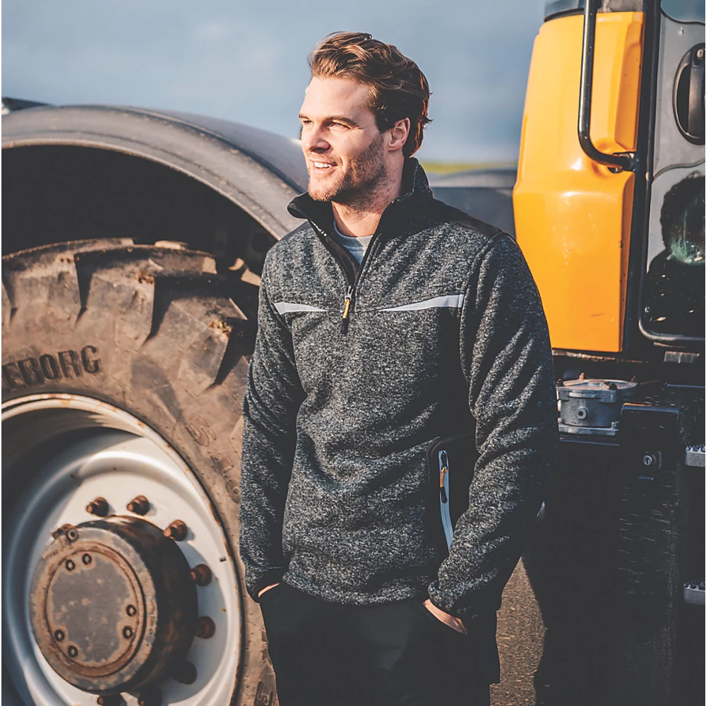 Pull En Maille Avec Bandes Haute Visibilité JCB Elmhurst Gris Chiné, Taille XL, Tour De Poitrine 50" 5 Pull En Maille Avec Bandes Haute Visibilité JCB Elmhurst Gris Chiné, Taille XL, Tour De Poitrine 50" – Image 3