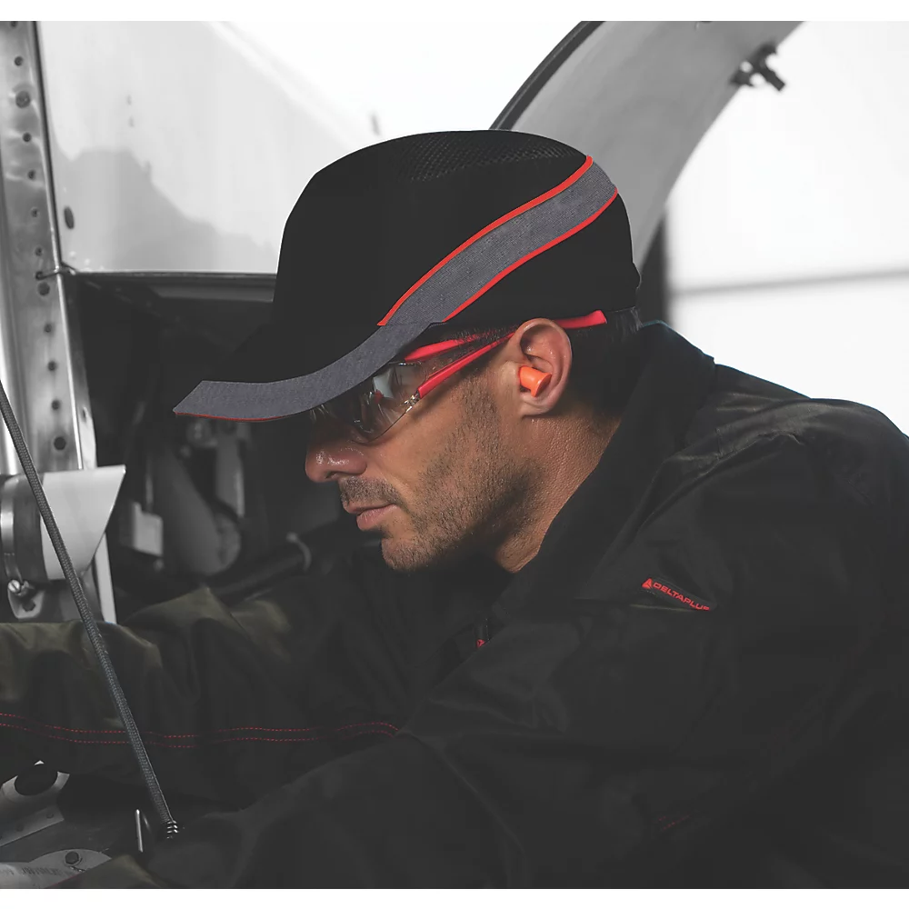 Casquette Antichoc à Visière Courte Delta Plus COLTAAINOSH Noir / Rouge 4 Casquette Antichoc à Visière Courte Delta Plus COLTAAINOSH Noir / Rouge – Image 2